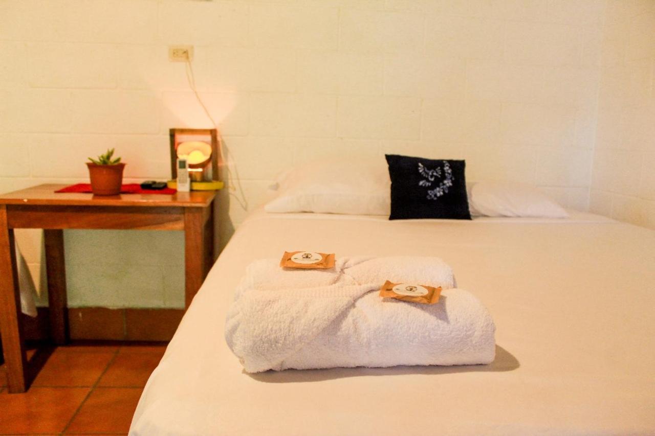 Hostal Raices De Mi Pueblo Suchitoto Oda fotoğraf